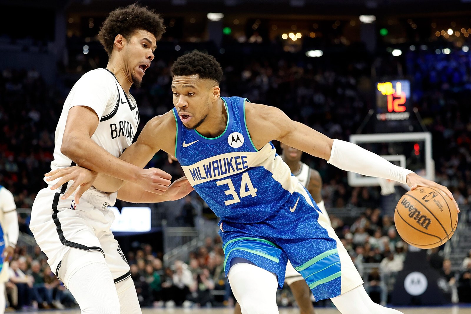 Blockbuster Trade Proposal Sees Lakers Ditch Starter for M East Forward Cameron Johnson