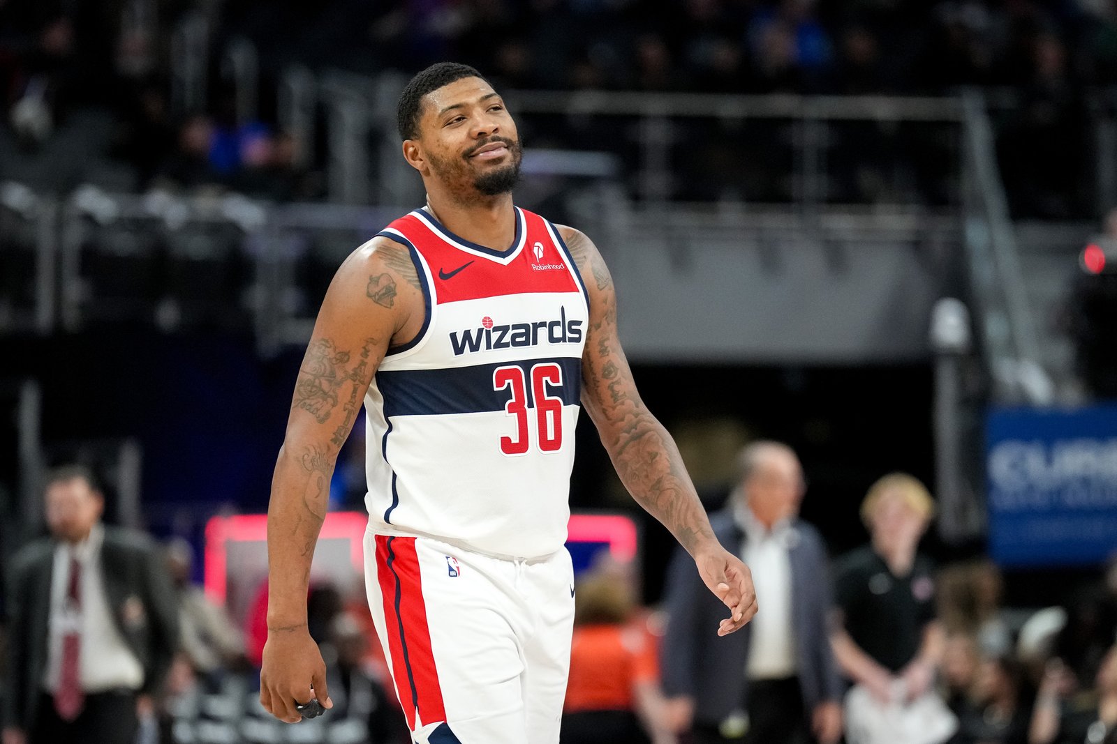 Report: Lakers Land Key Piece in Major Free Agency Decision